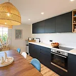 Vacatella - La Nonna, Rez De Jardin De 90m2 D'une Avec Terrasse Privative De 50m2 Et Apercu