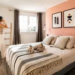 Сasa de vacaciones Vacatella - La Nonna, Rez De Jardin De 90m2 D'une Avec Terrasse Privative De 50m2 Et Apercu Sainte-Maxime