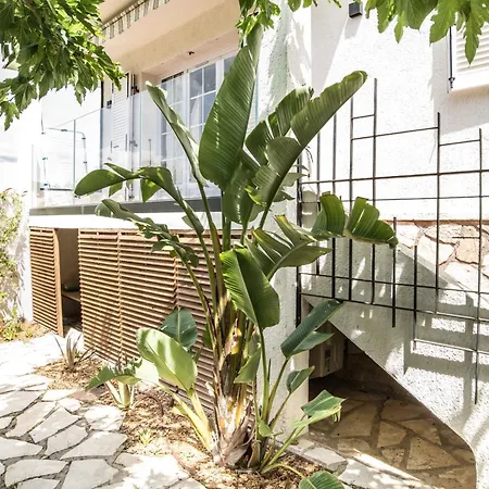 Сasa de vacaciones Vacatella - La Nonna, Rez De Jardin De 90m2 D'une Avec Terrasse Privative De 50m2 Et Apercu *