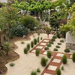 Vacatella - La Nonna, Rez De Jardin De 90m2 D'une Avec Terrasse Privative De 50m2 Et Apercu