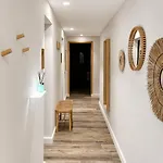Vacatella - La Nonna, Rez De Jardin De 90m2 D'une Avec Terrasse Privative De 50m2 Et Apercu