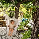 Vacatella - La Nonna, Rez De Jardin De 90m2 D'une Avec Terrasse Privative De 50m2 Et Apercu * Sainte-Maxime