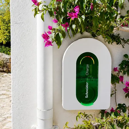 Vacatella - La Nonna, Rez De Jardin De 90m2 D'une Avec Terrasse Privative De 50m2 Et Apercu