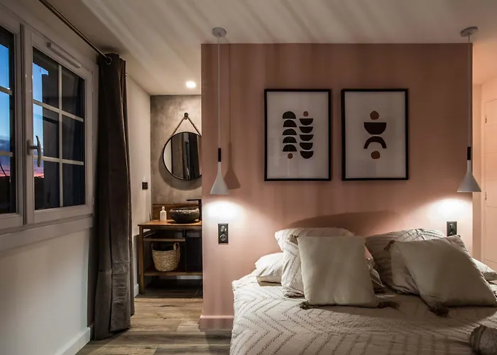 Semesterbostad Chaleureuse De 90m2 Avec Terrasse Ombragee De 50m2, Plancha Et Apercu Sainte-Maxime