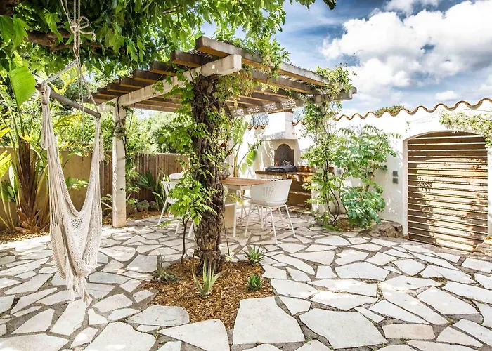 Semesterbostad Chaleureuse De 90m2 Avec Terrasse Ombragee De 50m2, Plancha Et Apercu