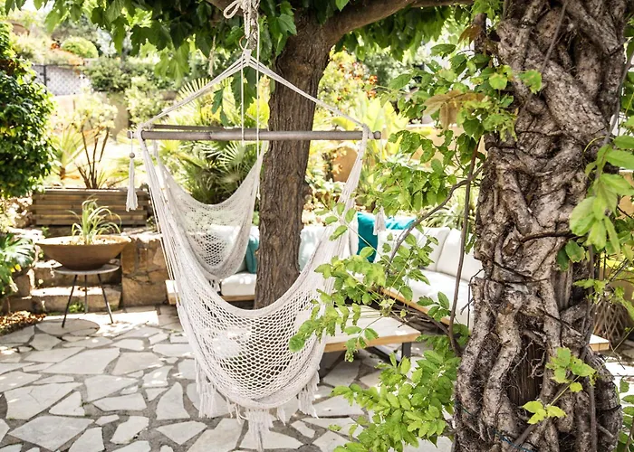 Semesterbostad Chaleureuse De 90m2 Avec Terrasse Ombragee De 50m2, Plancha Et Apercu *