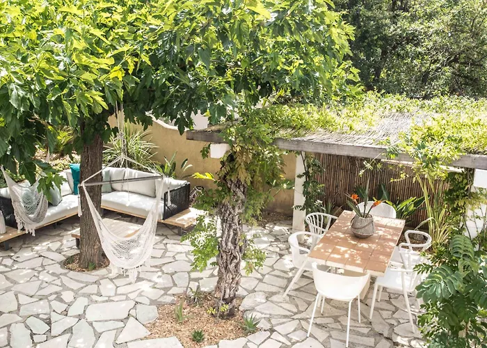 Chaleureuse De 90m2 Avec Terrasse Ombragee De 50m2, Plancha Et Apercu Ferienhaus Sainte-Maxime